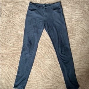 Klique B DarkGrey/Black Suede Skinny Jeans, Size 9